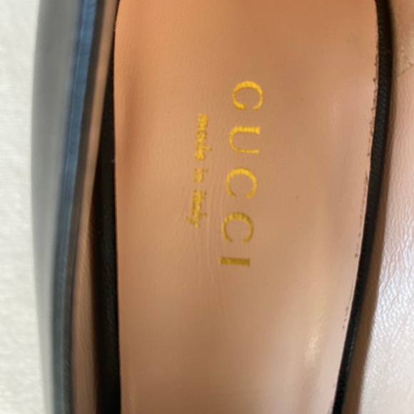 Gucci Shoes never have been worn before. - Picture 4 of 6